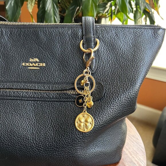 GOLD BUTTERFLY Bag Charm 🦋 - Picture 2 of 7